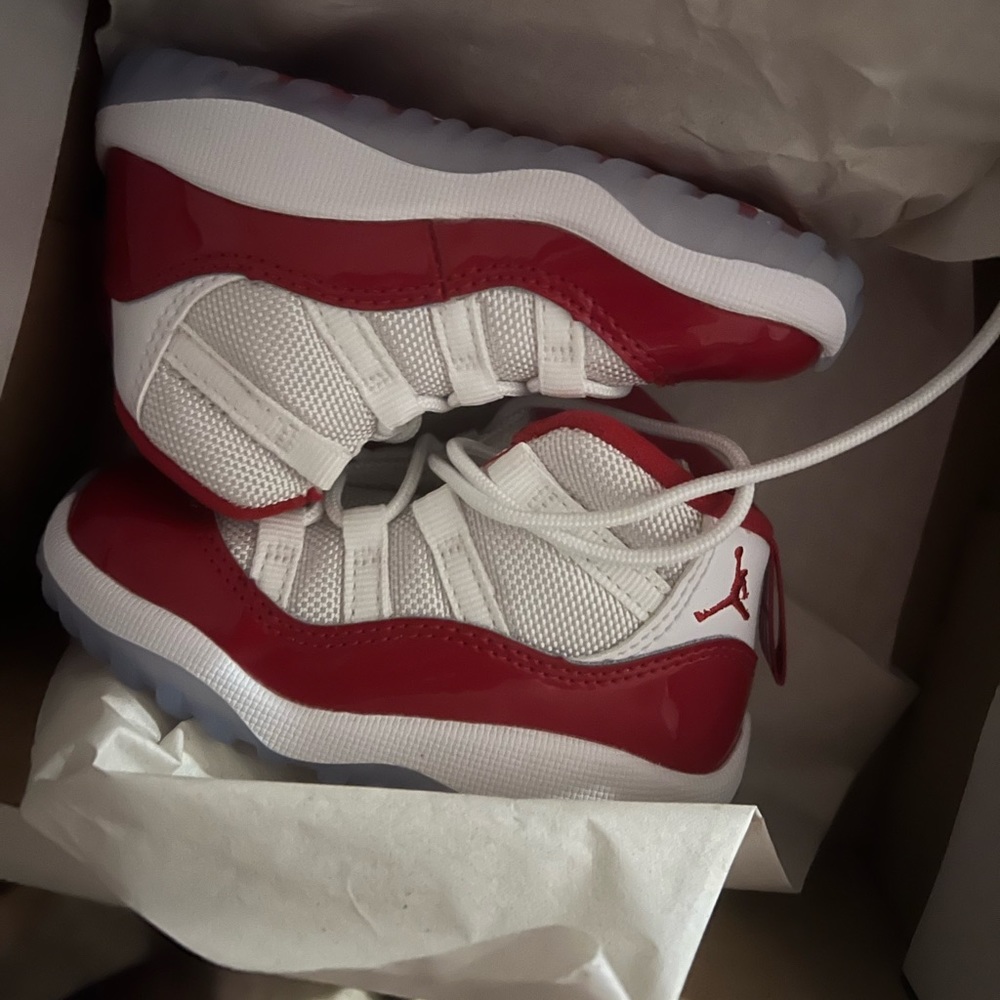 Jordan 11 Retro Cherry